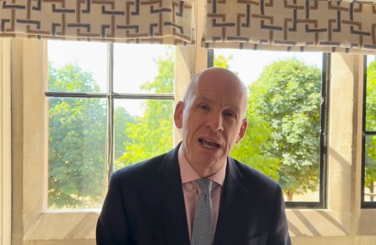 WATCH: Talking Heads with Mike Windsor, Head of Abingdon School